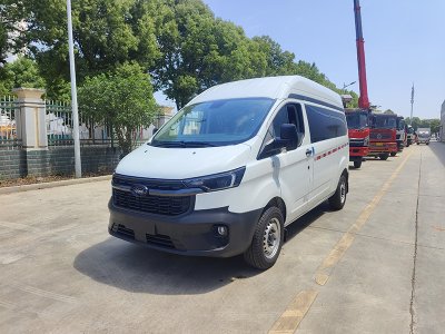 福特新全順（汽油中軸中頂）殯葬服務(wù)車